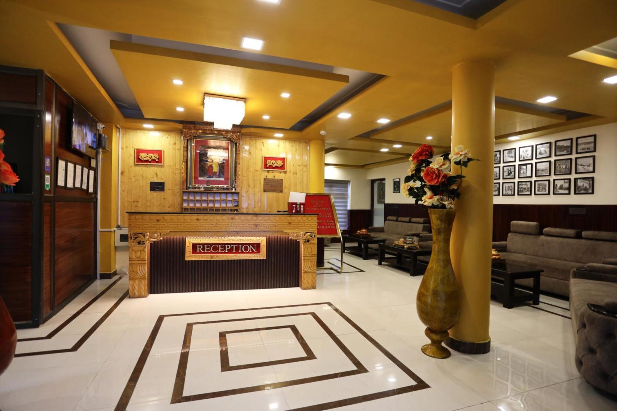 Hotel Nalanda Ladakh Leh Exteriör bild